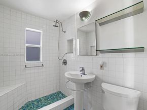 3470 N Meridian Ave, Miami Beach FL 33140