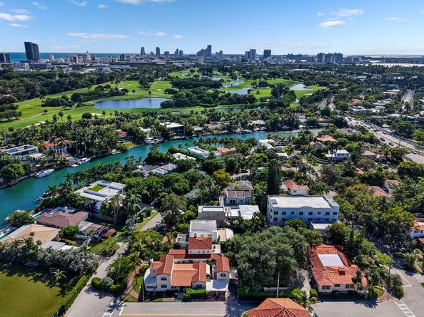 3470 N Meridian Ave, Miami Beach FL 33140