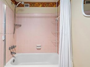 1825 S Ocean Dr PH1, Hallandale Beach FL 33009