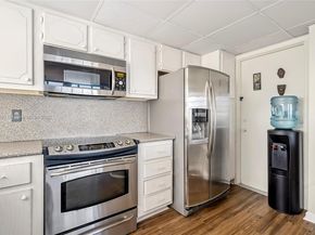 1825 S Ocean Dr PH1, Hallandale Beach FL 33009