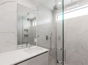 3045 Elizabeth St 3045, Miami FL 33133