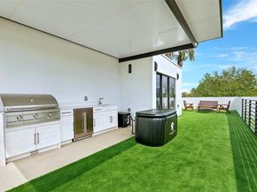 3045 Elizabeth St 3045, Miami FL 33133