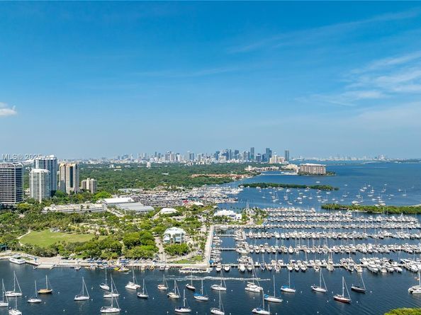 3045 Elizabeth St 3045, Miami FL 33133