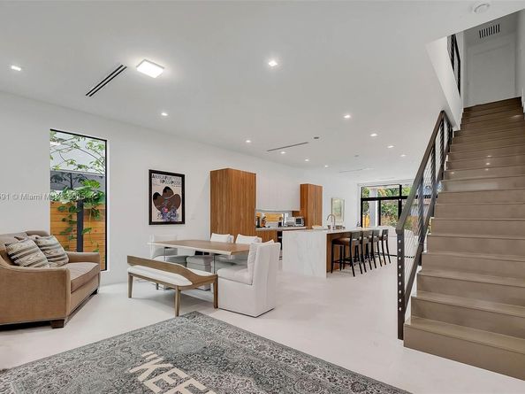 3045 Elizabeth St 3045, Miami FL 33133