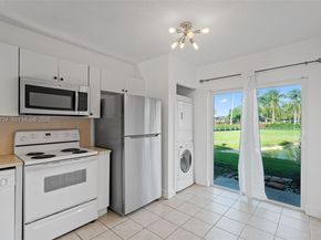 945 NE 34th Ave 103, Homestead FL 33033