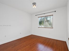 945 NE 34th Ave 103, Homestead FL 33033