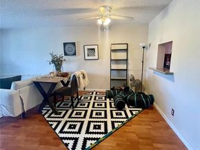 2312 S Cypress Bend Dr 410, Pompano Beach FL 33069