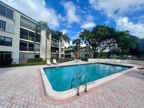 2312 S Cypress Bend Dr 410, Pompano Beach FL 33069