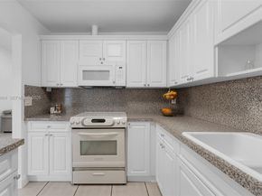 4321 SW 138th Ct, Miami FL 33175