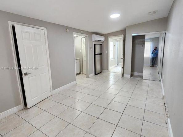 6251 NW 14th St, Sunrise FL 33313