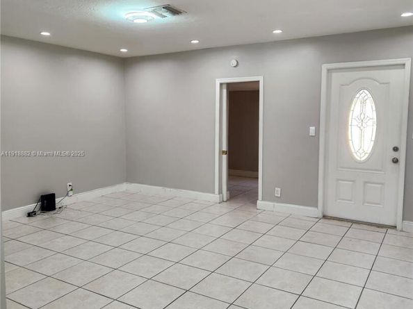 6251 NW 14th St, Sunrise FL 33313