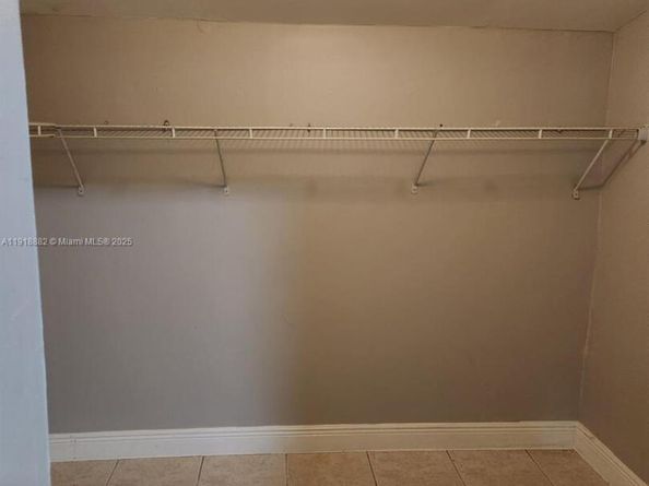 6251 NW 14th St, Sunrise FL 33313