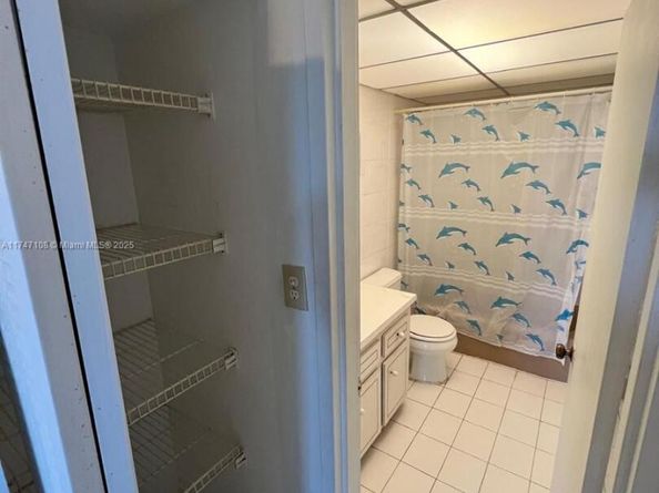 555 NE 123rd St 412B, North Miami FL 33161