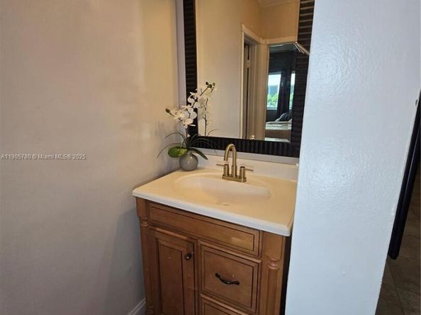 12270 SW 28th St, Miami FL 33175