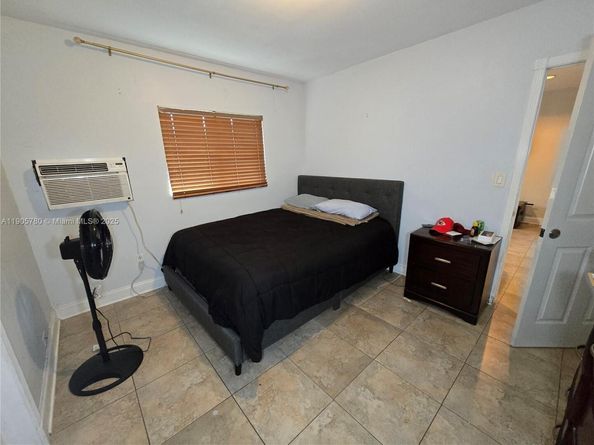 12270 SW 28th St, Miami FL 33175