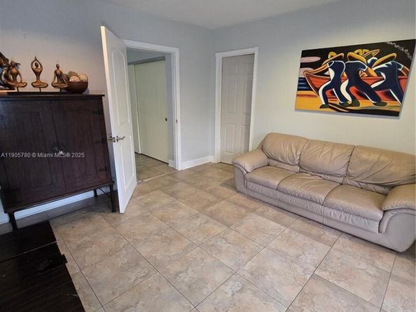 12270 SW 28th St, Miami FL 33175