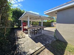 12270 SW 28th St, Miami FL 33175