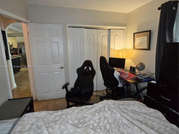 12270 SW 28th St, Miami FL 33175