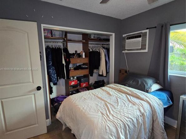 12270 SW 28th St, Miami FL 33175