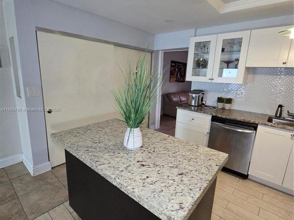 12270 SW 28th St, Miami FL 33175