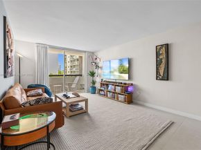 1775 Washington Ave 4C, Miami Beach FL 33139