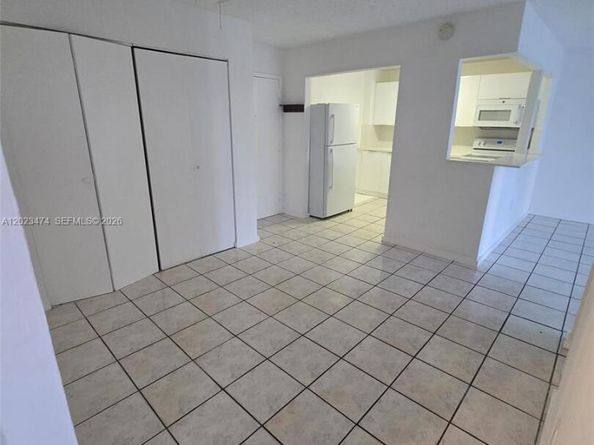 16950 W Dixie Hwy B320, North Miami Beach FL 33160