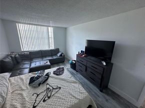 486 NW 165th St Rd B303, Miami FL 33169