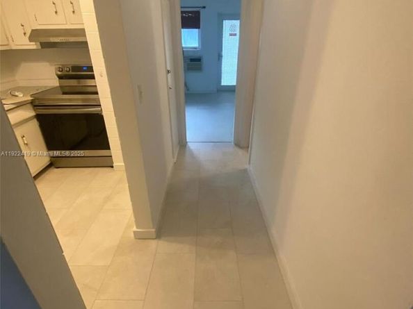 600 Layne 216, Hallandale Beach FL 33009