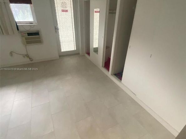 600 Layne 216, Hallandale Beach FL 33009