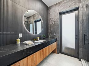 2613 Center Ave, Fort Lauderdale FL 33308