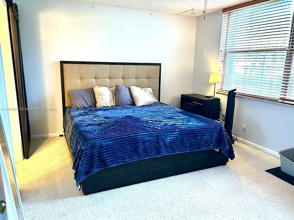 4570 NW 18th Ave 107, Deerfield Beach FL 33064