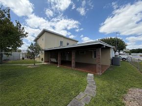 10910 SW 40th St, Miami FL 33165