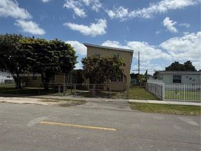 10910 SW 40th St, Miami FL 33165