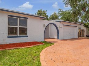 8970 Johnson St, Pembroke Pines FL 33024
