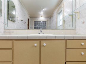 8970 Johnson St, Pembroke Pines FL 33024