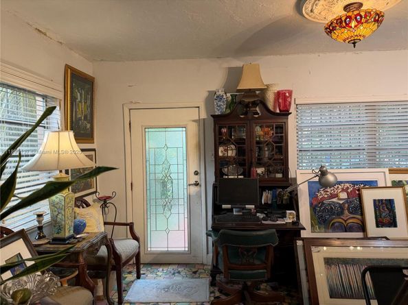 901 SW 19th Ave, Miami FL 33135