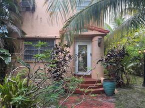 901 SW 19th Ave, Miami FL 33135