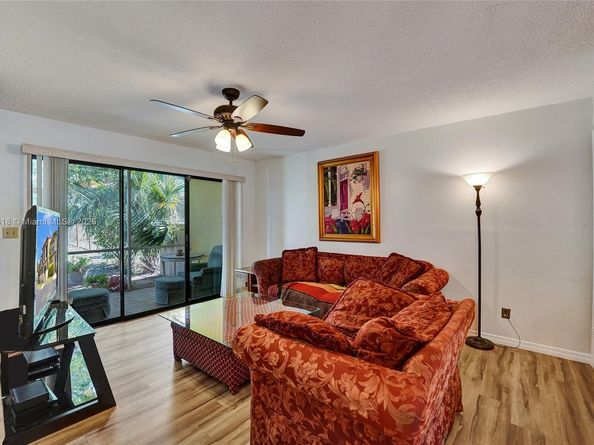 4742 Sheridan St 6, Hollywood FL 33021