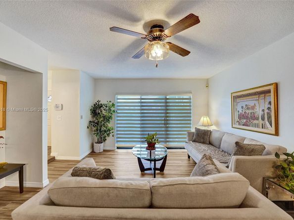 4742 Sheridan St 6, Hollywood FL 33021