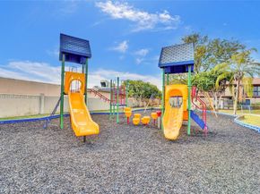 4742 Sheridan St 6, Hollywood FL 33021