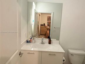 12383 NW 23rd Ct, Miami FL 33167