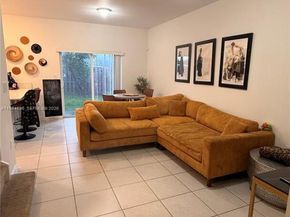12383 NW 23rd Ct, Miami FL 33167