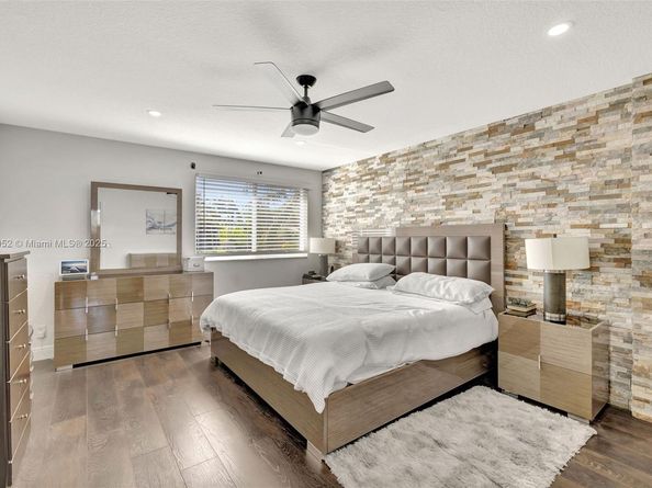 1317 Majesty Ter, Weston FL 33327