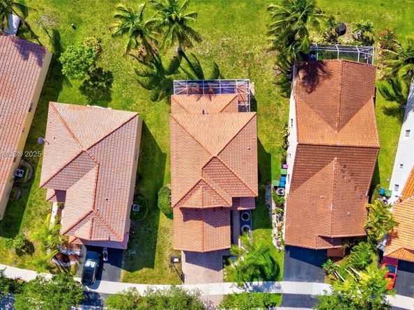 1317 Majesty Ter, Weston FL 33327