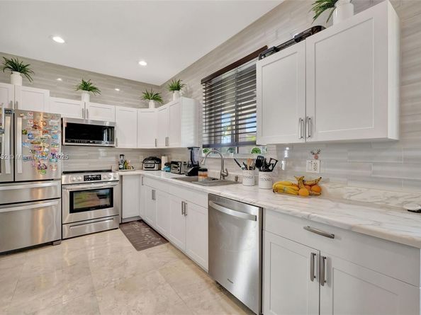 1317 Majesty Ter, Weston FL 33327