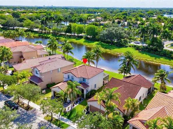 1317 Majesty Ter, Weston FL 33327