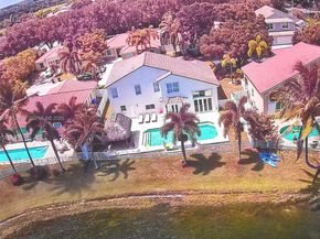 3460 SW 52nd St, Hollywood FL 33312