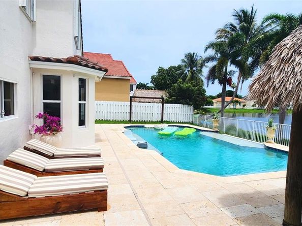 3460 SW 52nd St, Hollywood FL 33312