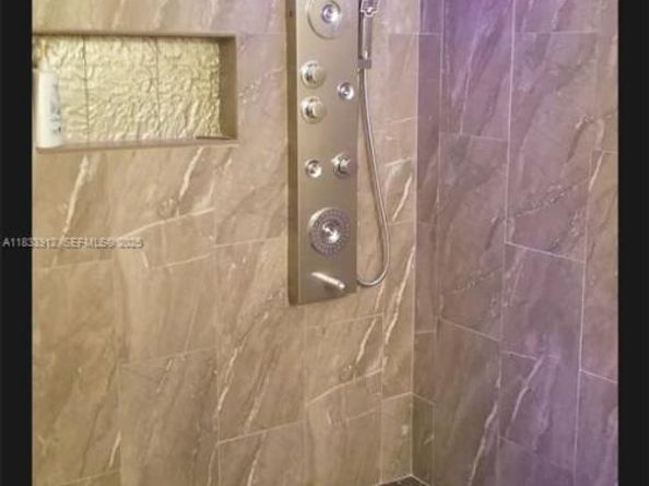 3460 SW 52nd St, Hollywood FL 33312