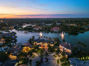 366 Sweet Bay Avenue, Plantation FL 33324